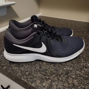 Men's Nike running sneakers